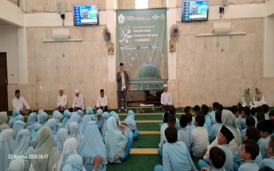 MEMPERINGATI MAULID 1448H