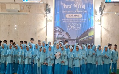 MEMPERINGATI ISRA MI'RAJ NABI MUHAMMAD SAW 1447 H